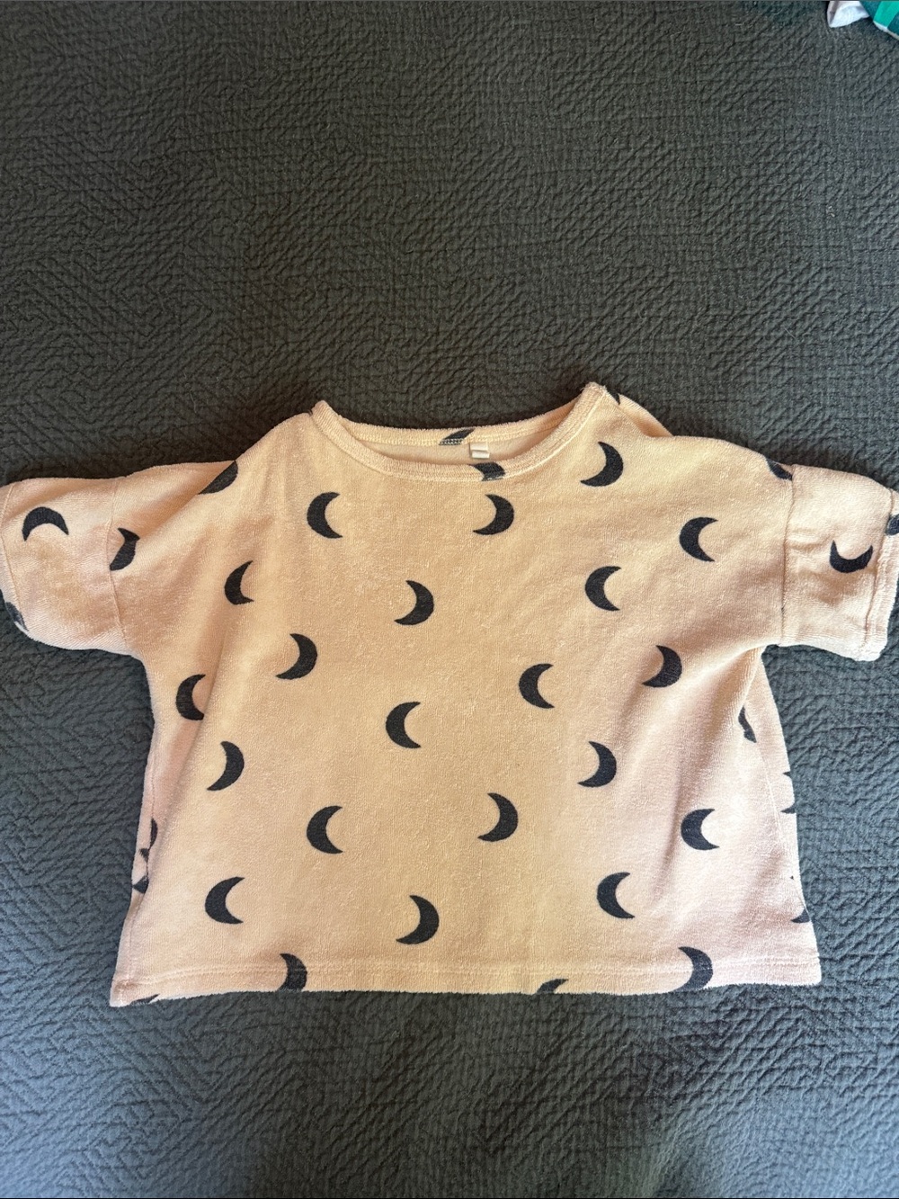 Organic Zoo Cream Short Sleeve Tee with Black Crescent Design